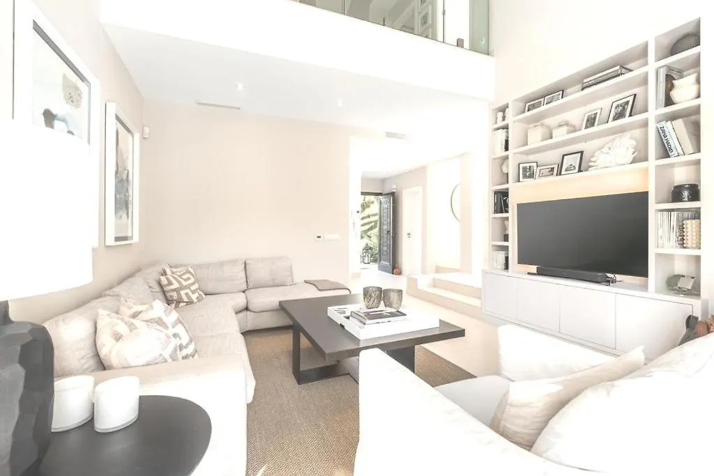 Charming Spanish Villa5 With Large Pool Marbella Spain
